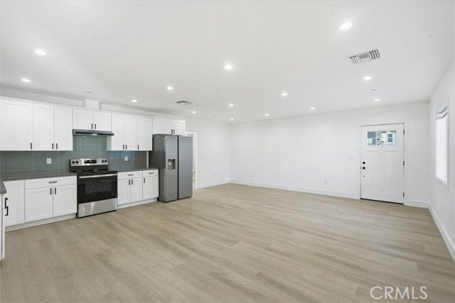 Building Photo - 14014 Hubbard St