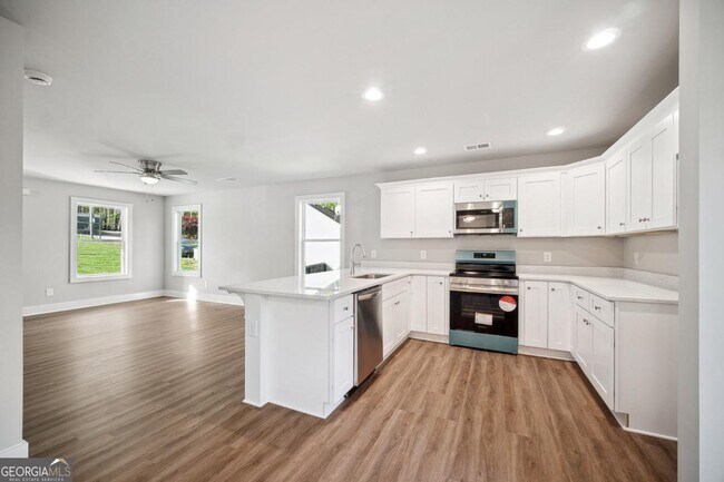 Building Photo - 6405 Crystal Cove Trail