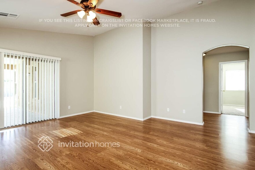 Building Photo - 18221 W Mission Ln