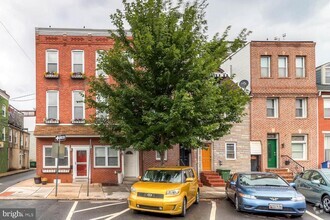 Building Photo - 1822 Gough St