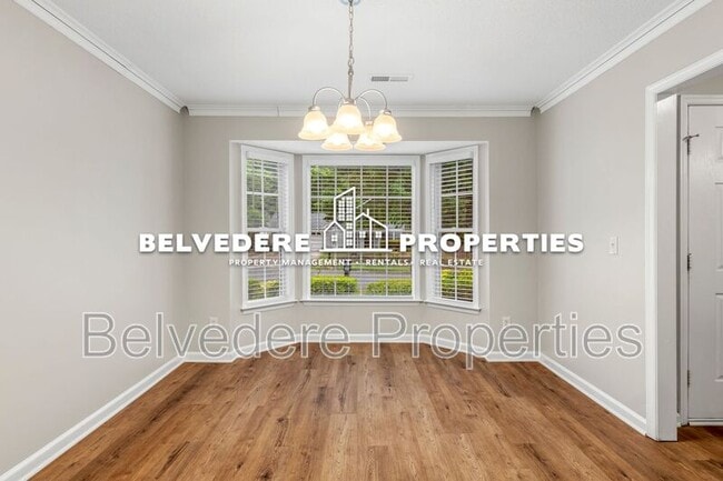 Building Photo - 2320 Meadow Gate Dr
