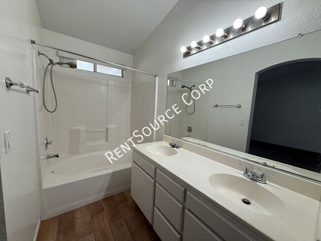 Building Photo - 40333 Argyle Ln