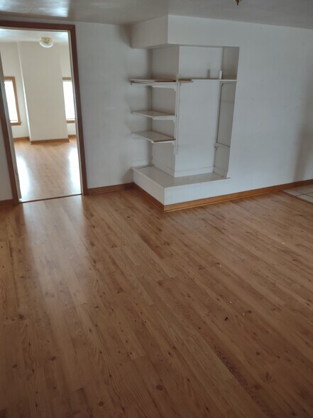 Building Photo - 1409 3rd St SW