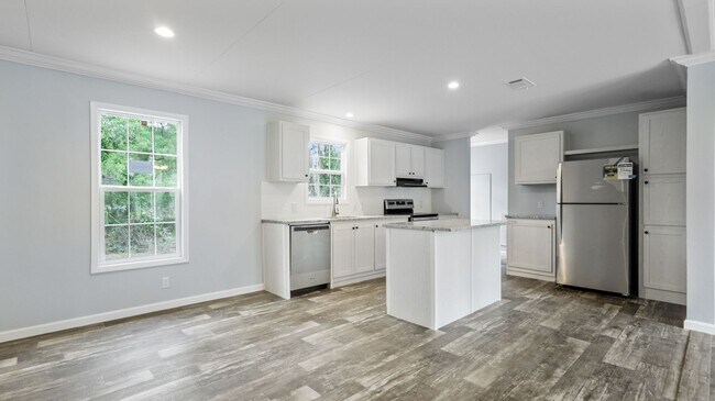 Building Photo - BEAUTIFUL, BRAND NEW HOME! Be the first to live here! AVAILABLE FOR IMMEDIATE MOVE IN!!