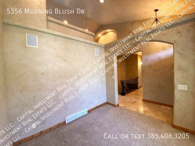 Building Photo - 5356 Morning Blush Dr