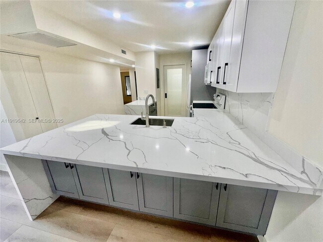 Building Photo - 11279 NW 15th Ct