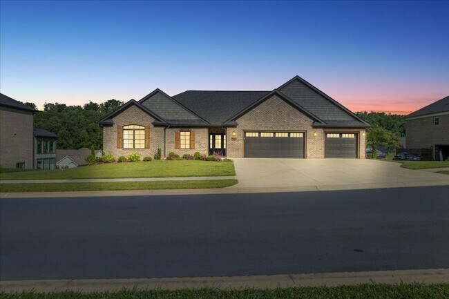 Building Photo - Beautiful Home for Rent in Chestnut Cove