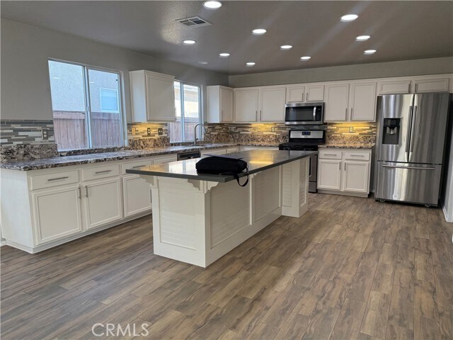 Building Photo - 23100 Harbor Seal Ct