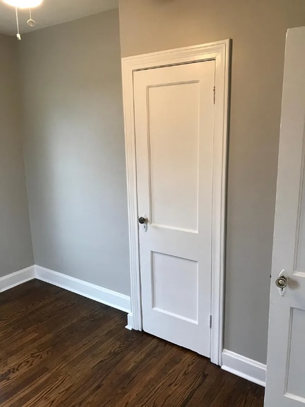 Building Photo - 3811 Blanton Ln