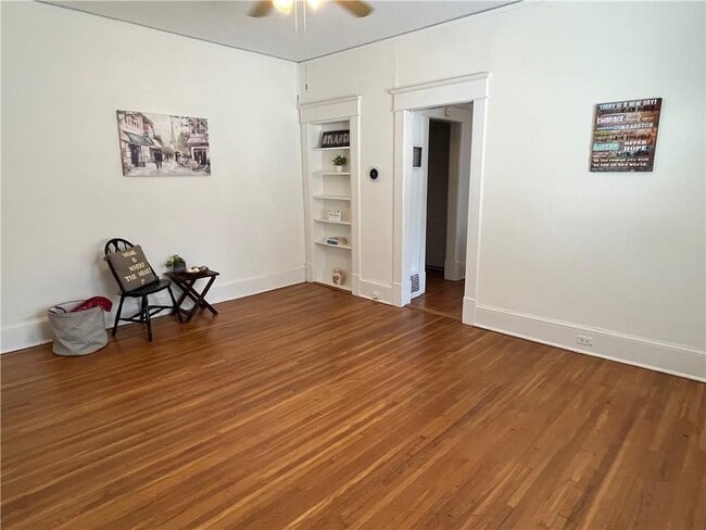 Building Photo - 1168 Orme Cir NE