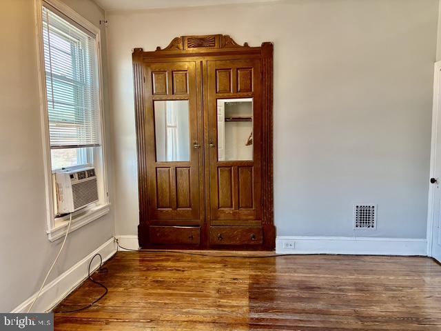 Building Photo - 2503 Carpenter St