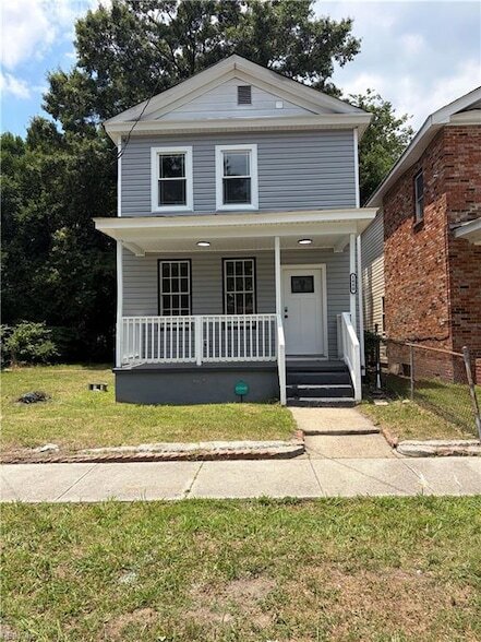 Building Photo - 1440 Lasalle Ave