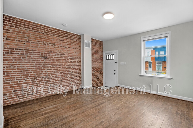 Building Photo - 611 Oldham St