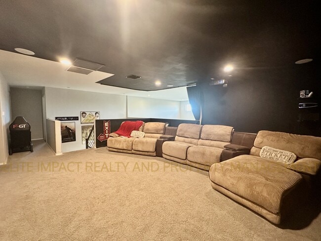 Building Photo - 7305 S Via Cabana