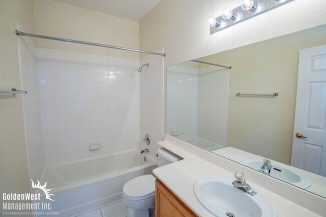 Building Photo - Stunning 3Bdm 2.5Ba Two-Story Home in Peccole Ranch!