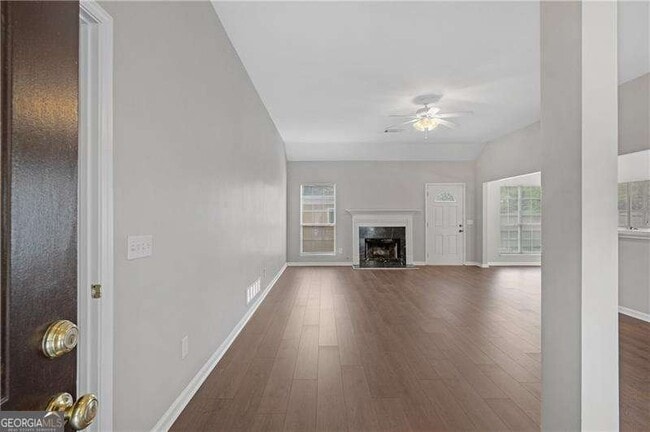 Building Photo - 6375 Seymour Pl NW