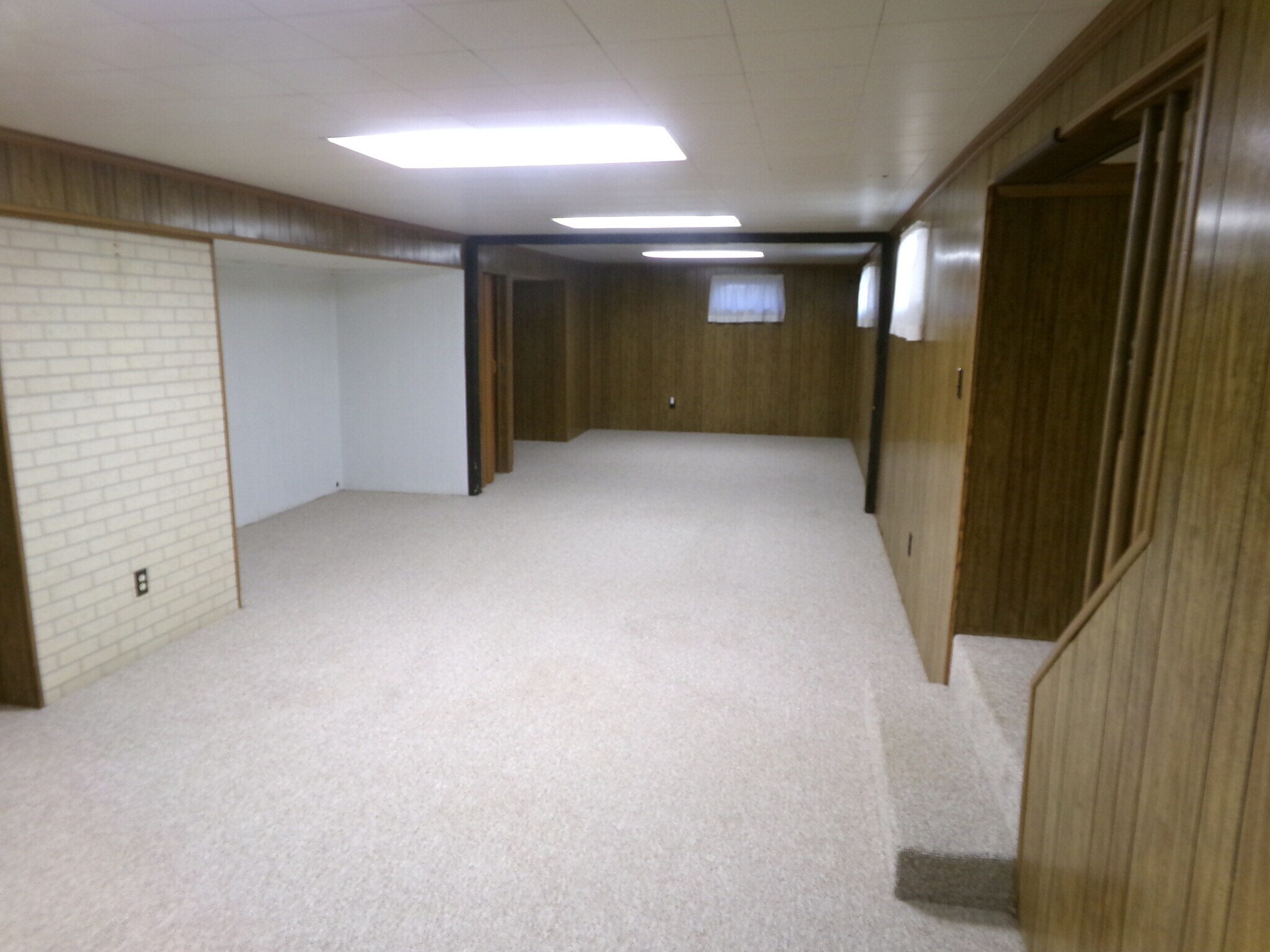 Building Photo - 2052 Miller Rd