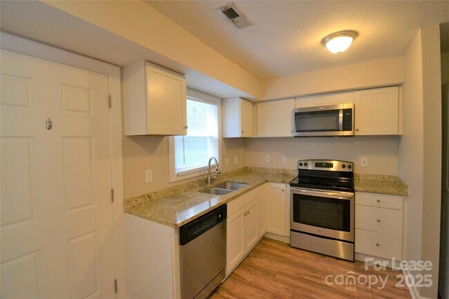 Building Photo - 1512 Seigle Ave