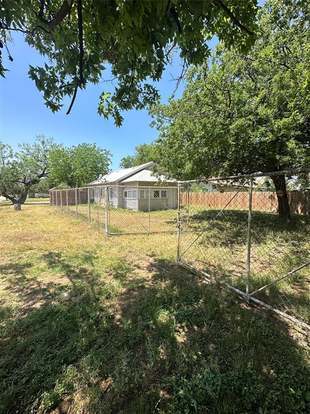 Building Photo - 1301 Cypress St