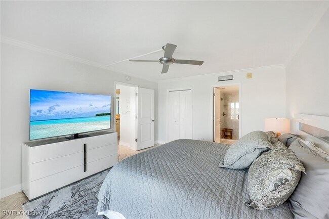 Building Photo - 2750 Gulf Shore Blvd N