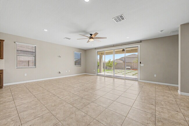 Building Photo - 30731 Monterey Cir