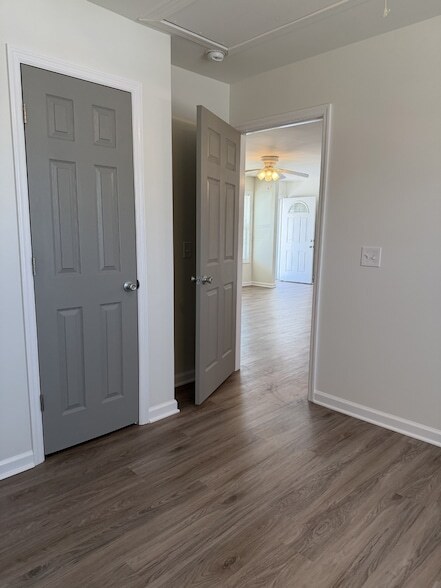 Building Photo - 157 Vulco Dr