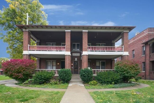 Building Photo - Old World Charm in Near Northside