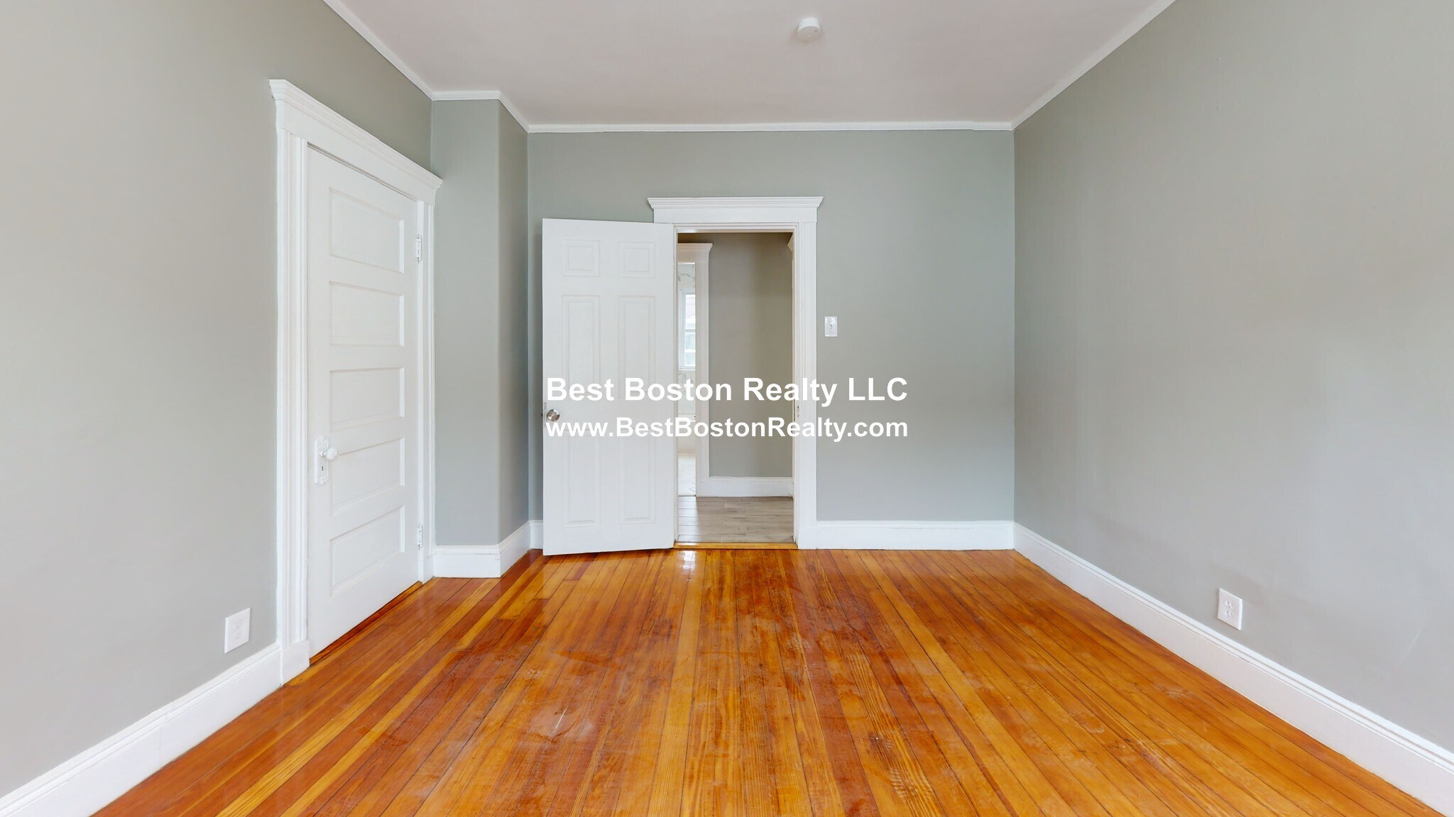 Building Photo - 3943 Washington St