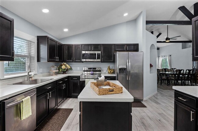 Building Photo - 10339 Castillo Ct