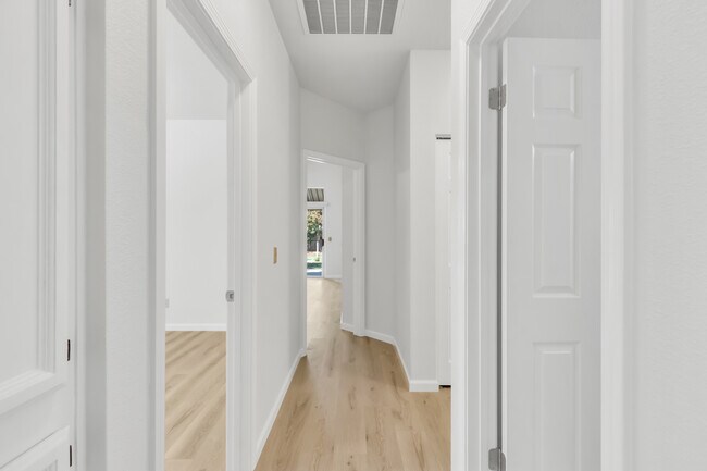 Building Photo - 9332 Caulfield Dr