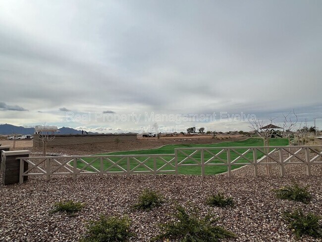 Building Photo - 9614 W Agora Ln