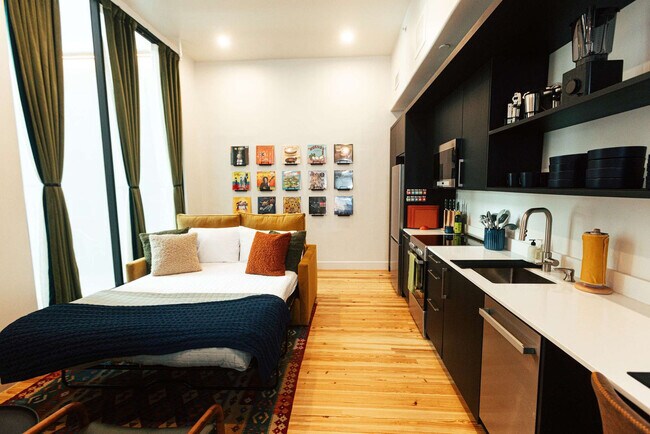 Building Photo - 1911 3rd Ave N