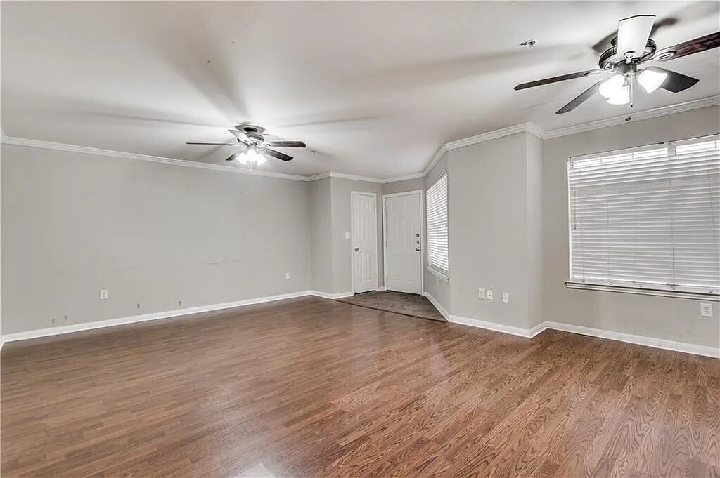 Living Room - 501 W 26th St