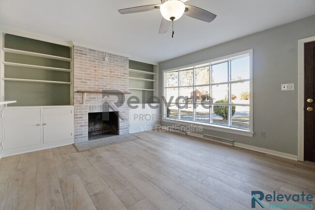 Building Photo - 7507 Comet Rd