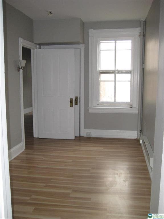 Building Photo - 113 E Broad St