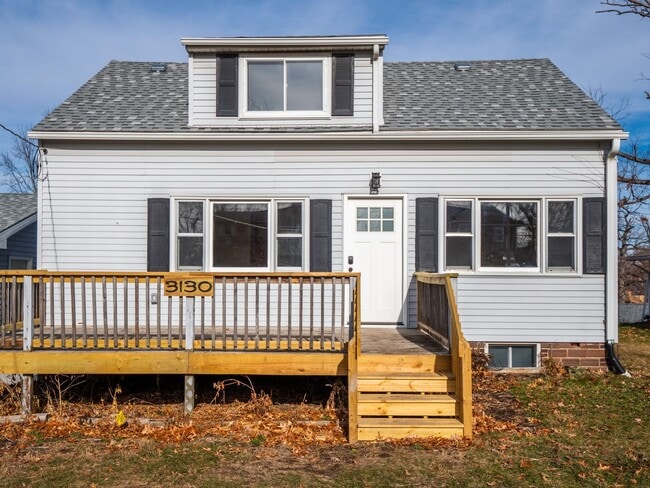 Building Photo - Westwood