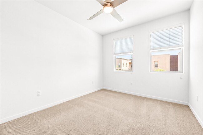 Building Photo - 706 Colorado Cir