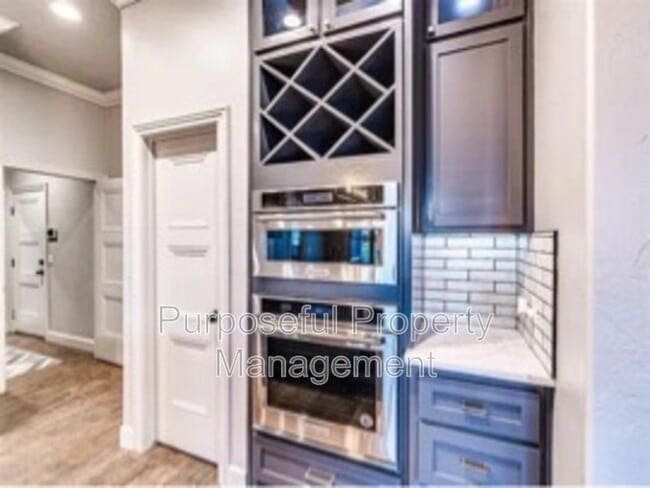 Building Photo - 115 Weaver Rd