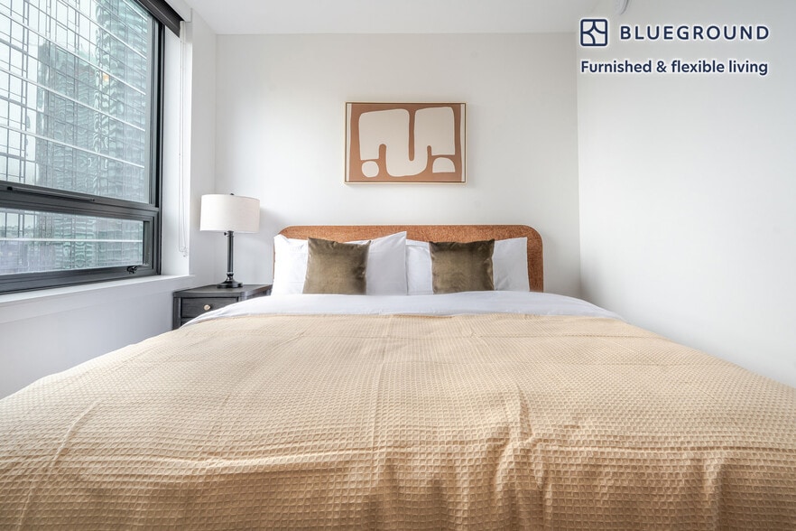 Building Photo - 2010 Terry Ave