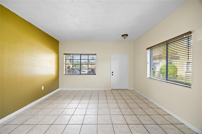 Building Photo - 1851 SW 101st Way