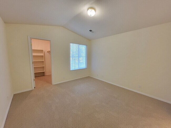 Building Photo - 3650 Strawberry Field Grove