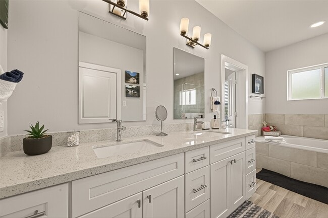 Building Photo - 6744 Del Rio St