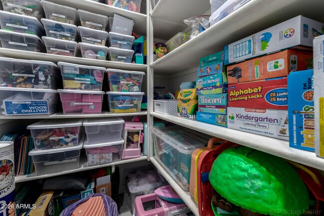 Building Photo - 20399 E Mockingbird Dr