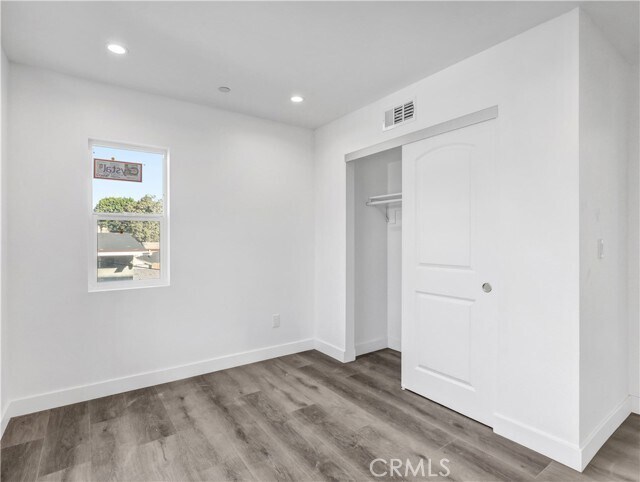 Building Photo - 1231 S Rowan Ave