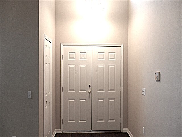 Building Photo - 555 Whiskey Creek Ct