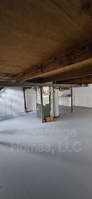 Building Photo - 820 N 70th St