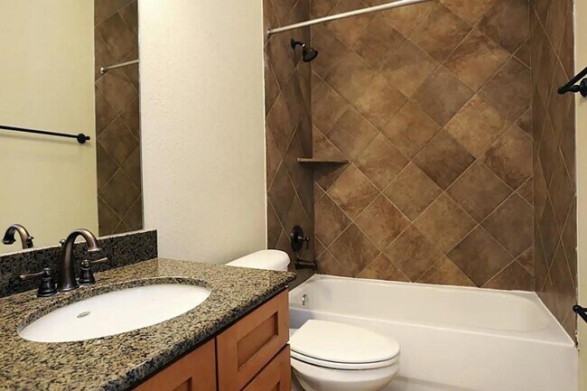 Building Photo - 5615 Winsome Ln