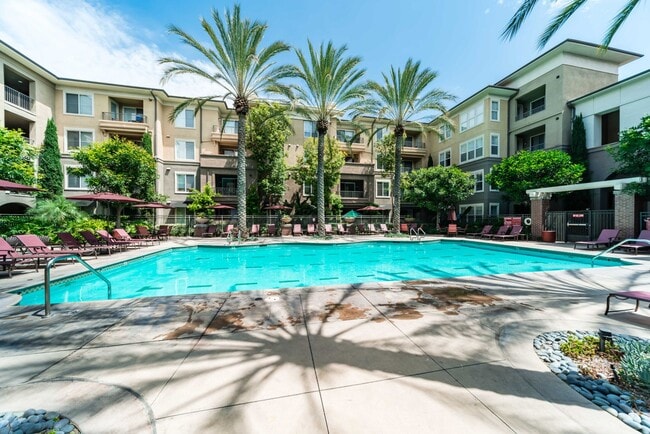 Building Photo - Resort-Style Condo in Anaheim