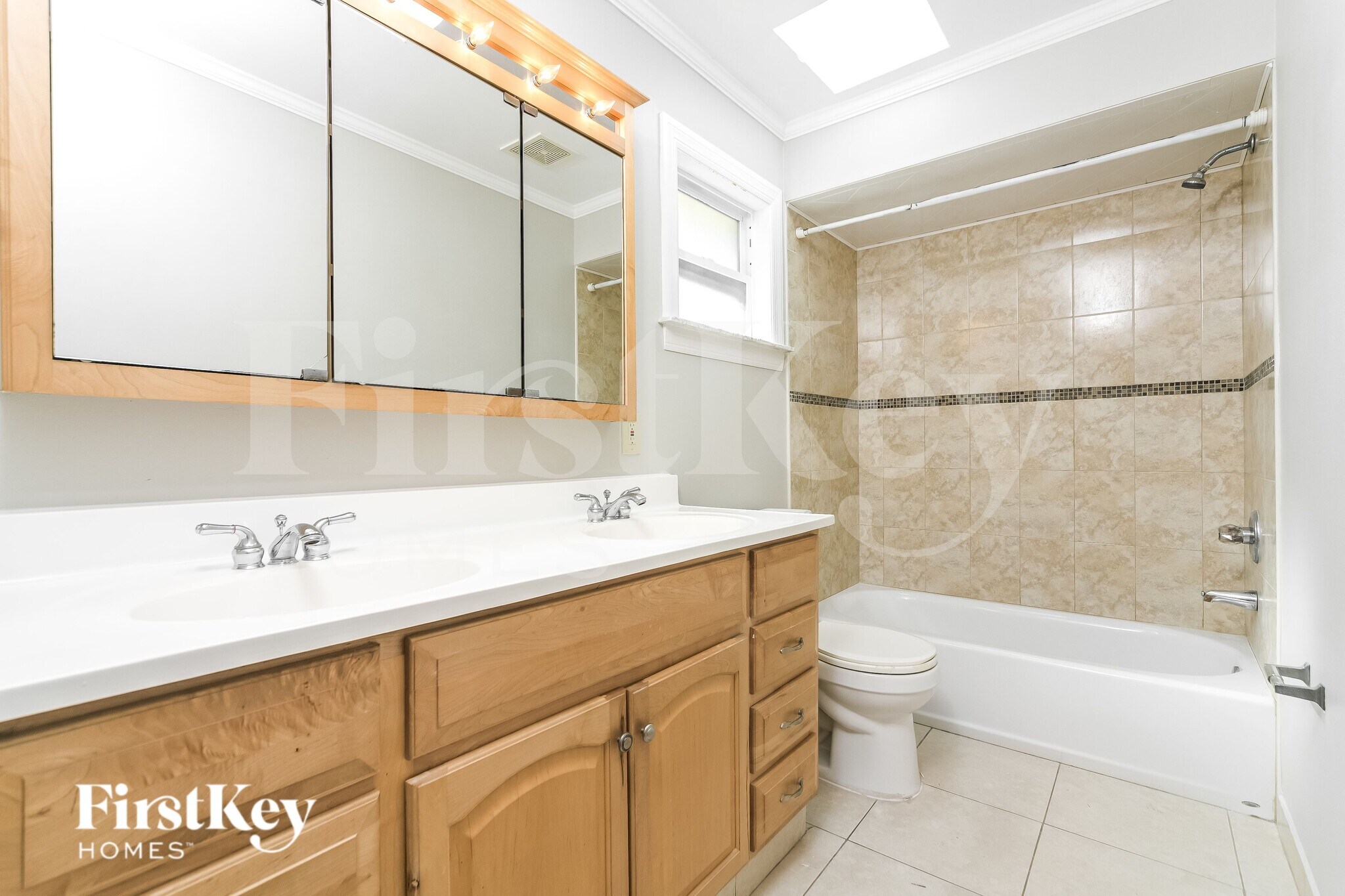 Building Photo - 7654 Balmy Ct