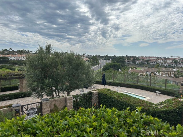 Building Photo - 38 Corniche Dr